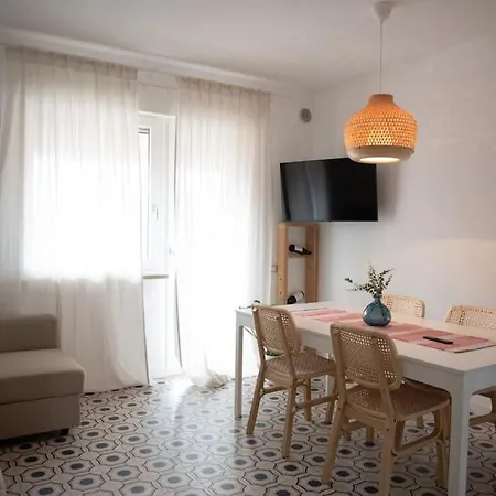 Apartment - Aura *