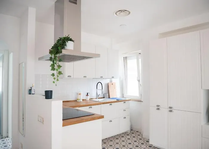 - Aura Francavilla Al Mare