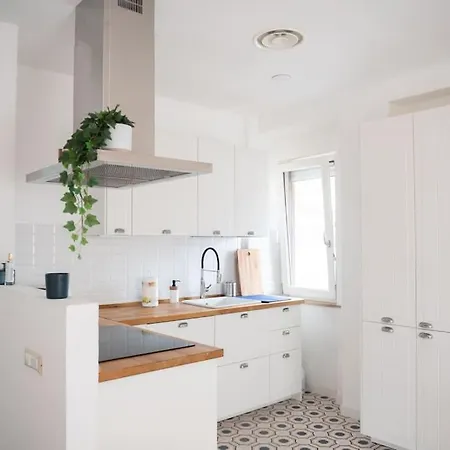 - Aura Francavilla Al Mare